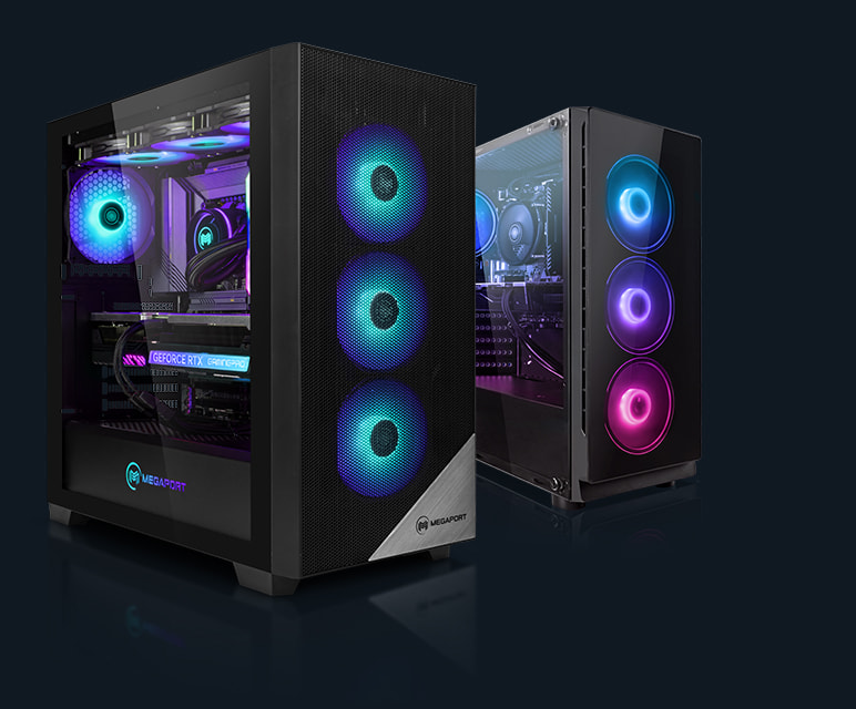 Zwei verschiedene Megaport Fertig PCs mit RGB-Beleuchtung stehen leicht versetzt nebeneinander