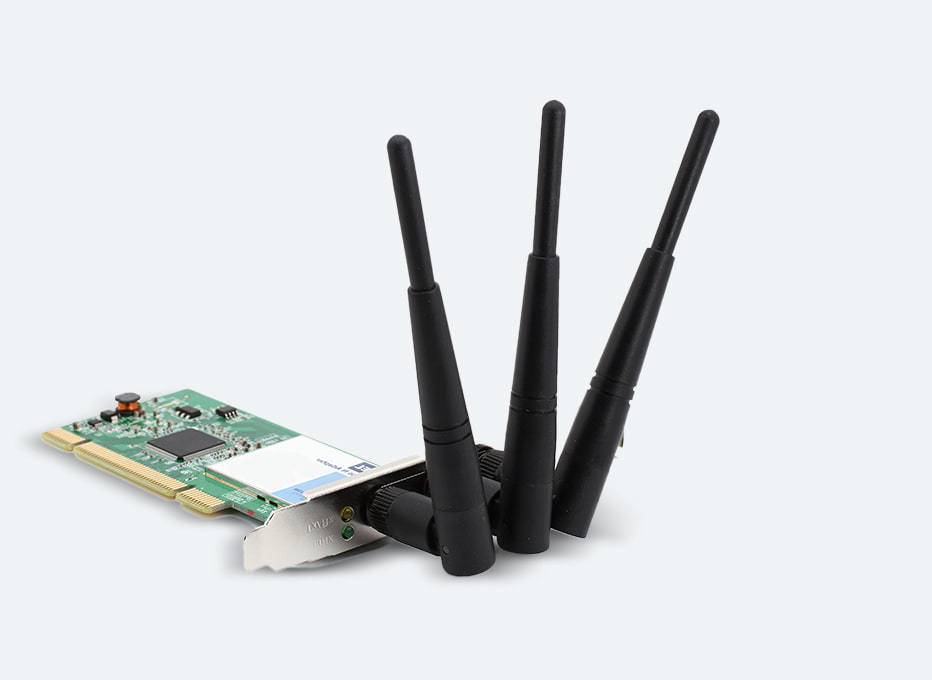 Ein WLAN Adapter in Form einer PCIe-Karte